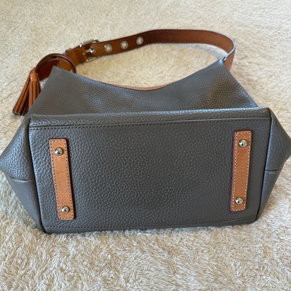 Dooney & Bourke pebbled leather gray purse - Picture 7 of 16